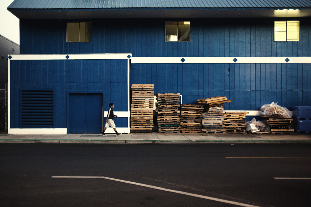 Canon EOS 5D Mark II - Canon EF 35mm f/2 @ f/2.0 - 1/80s - ISO 800